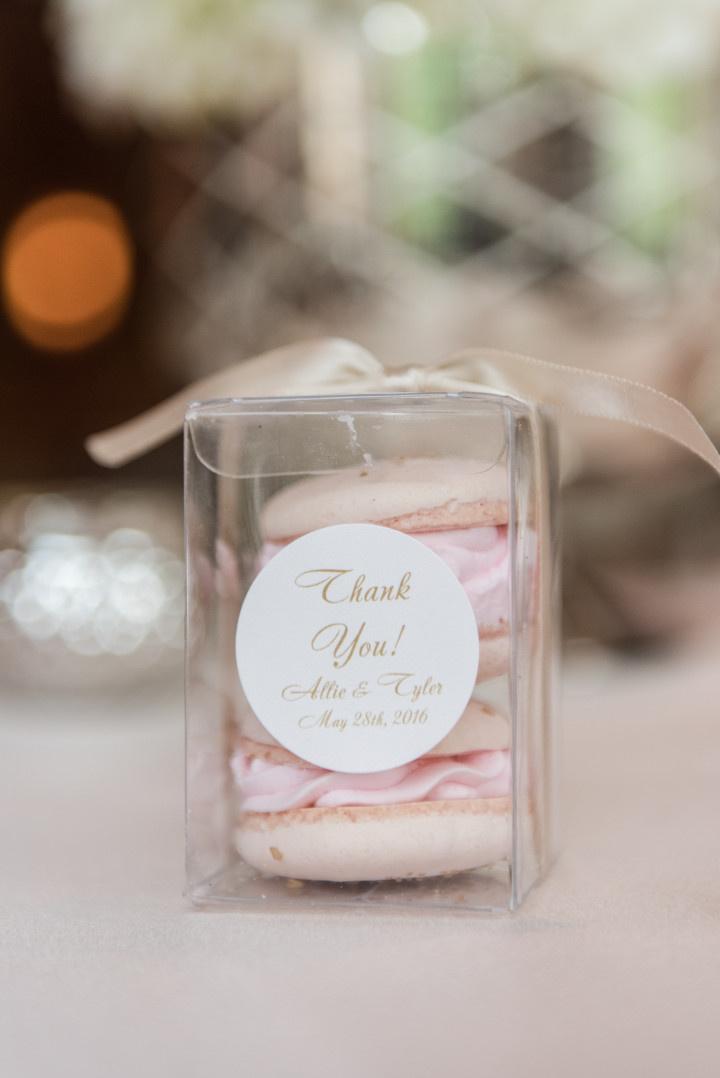 Internet Loves Couple's Unique Idea For Wedding Favors—'Obsessed
