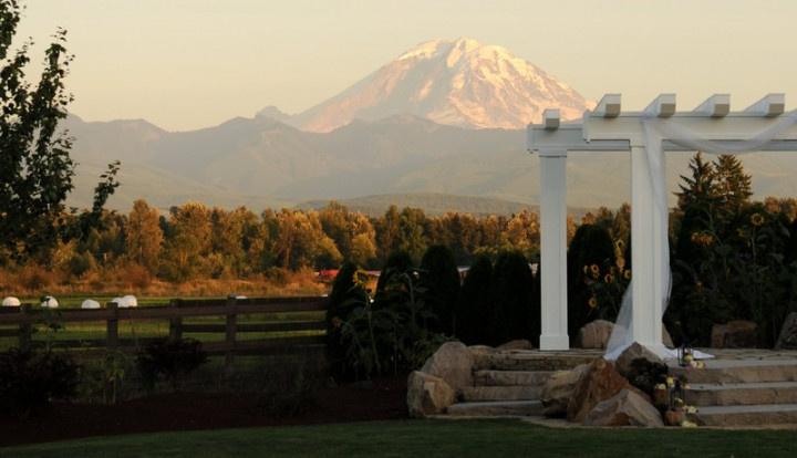 Scenic Seattle wedding venues