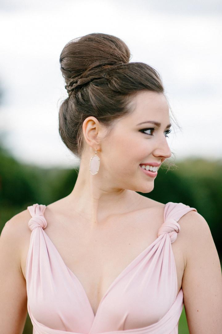 37 Wedding Hairstyles You Can Actually Do on Short Hair