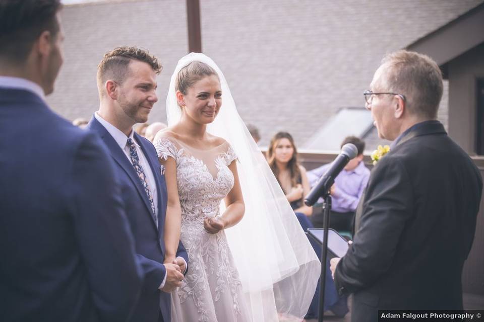 couple at ceremony