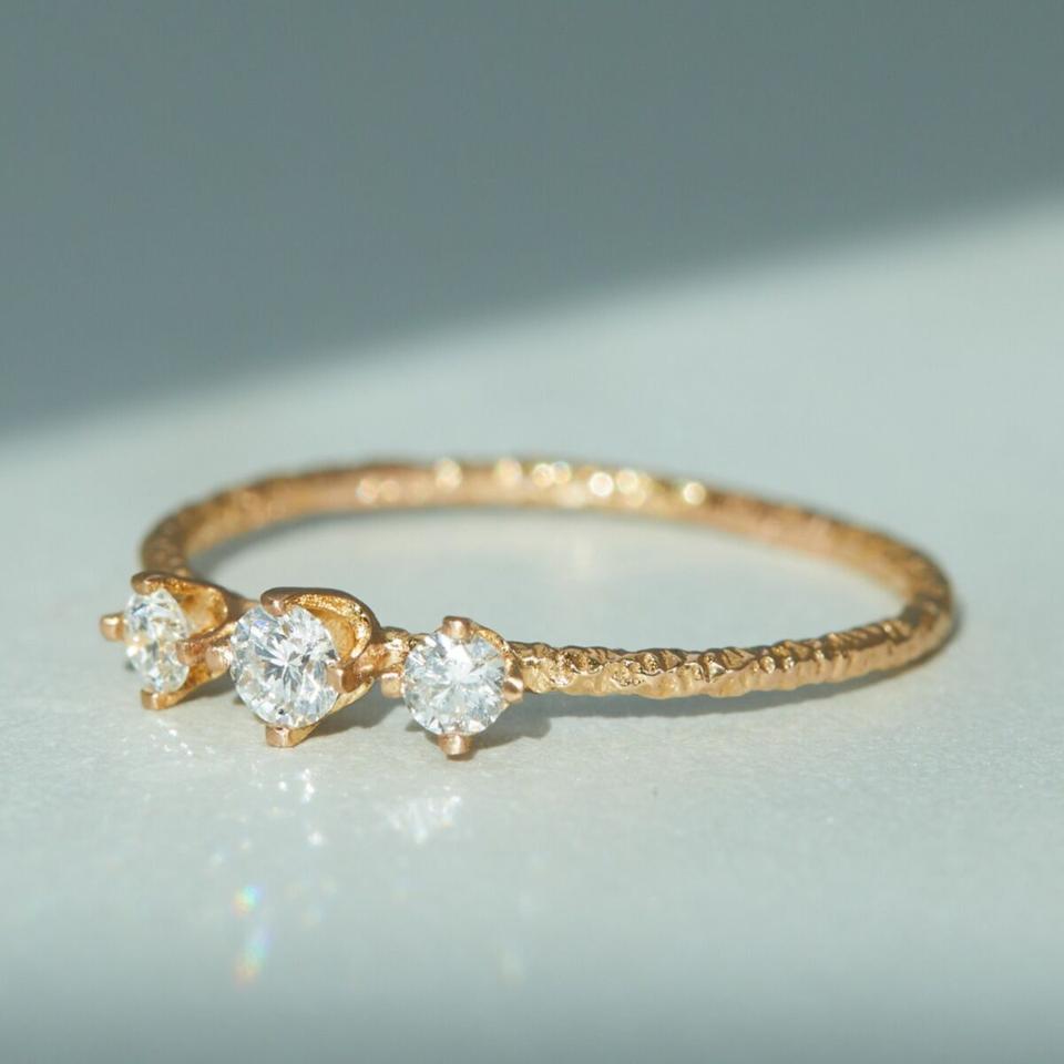 27 Minimalist Engagement Rings That Prove Less Is More