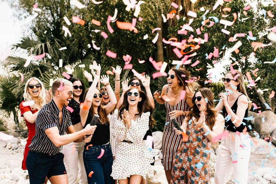 bachelorette party confetti