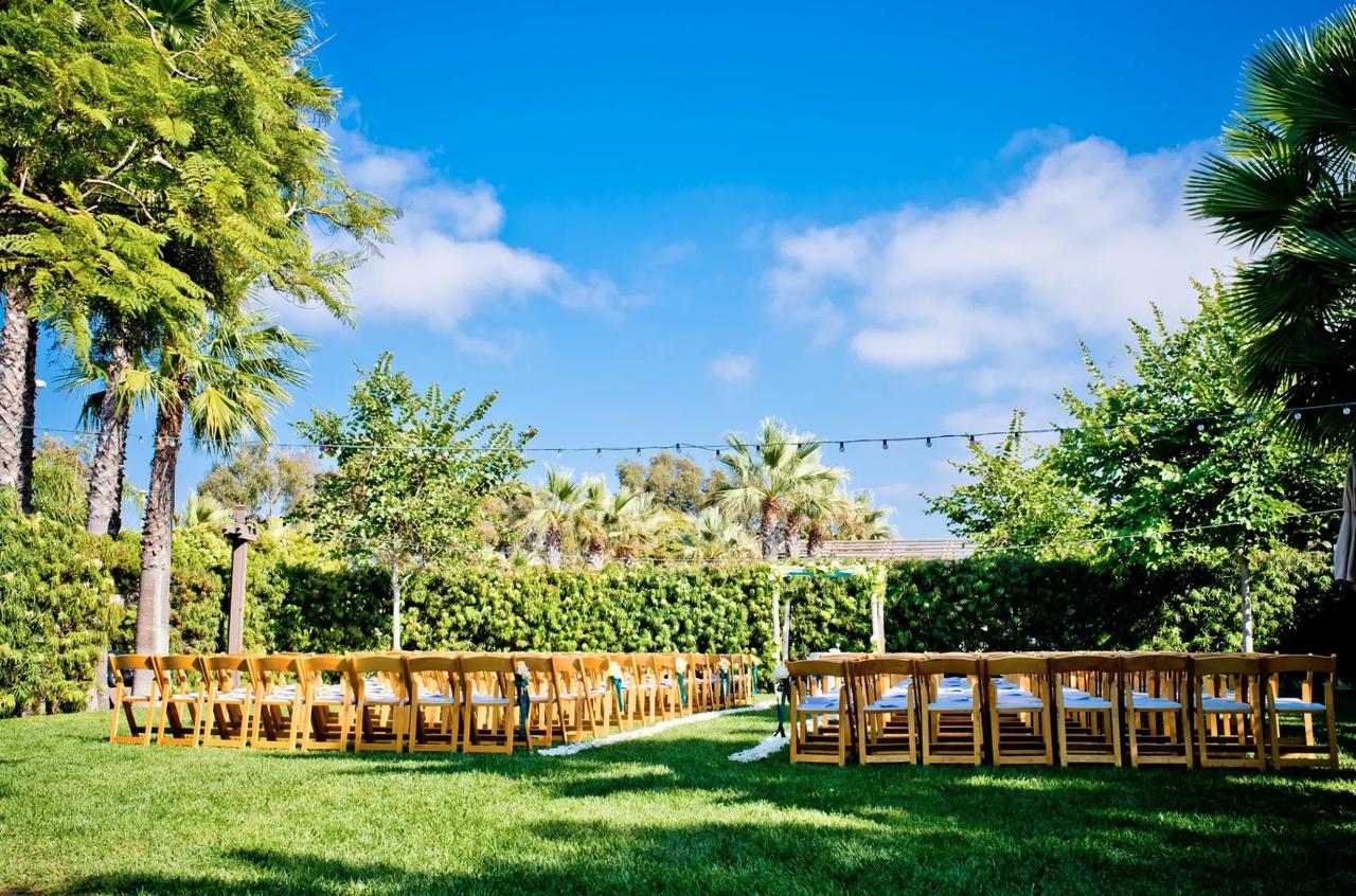 tropical wedding ceremony