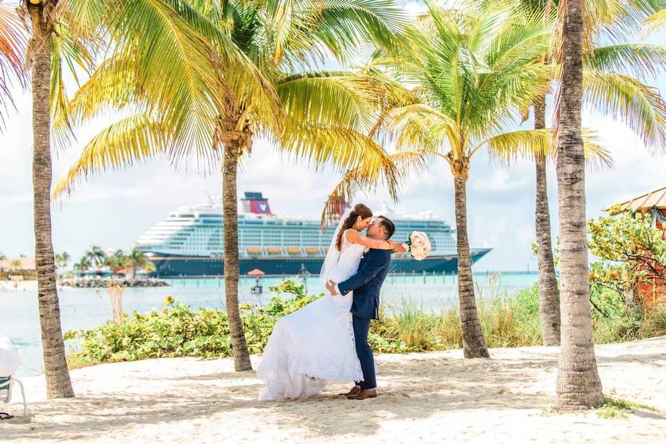 couple with cruise in background