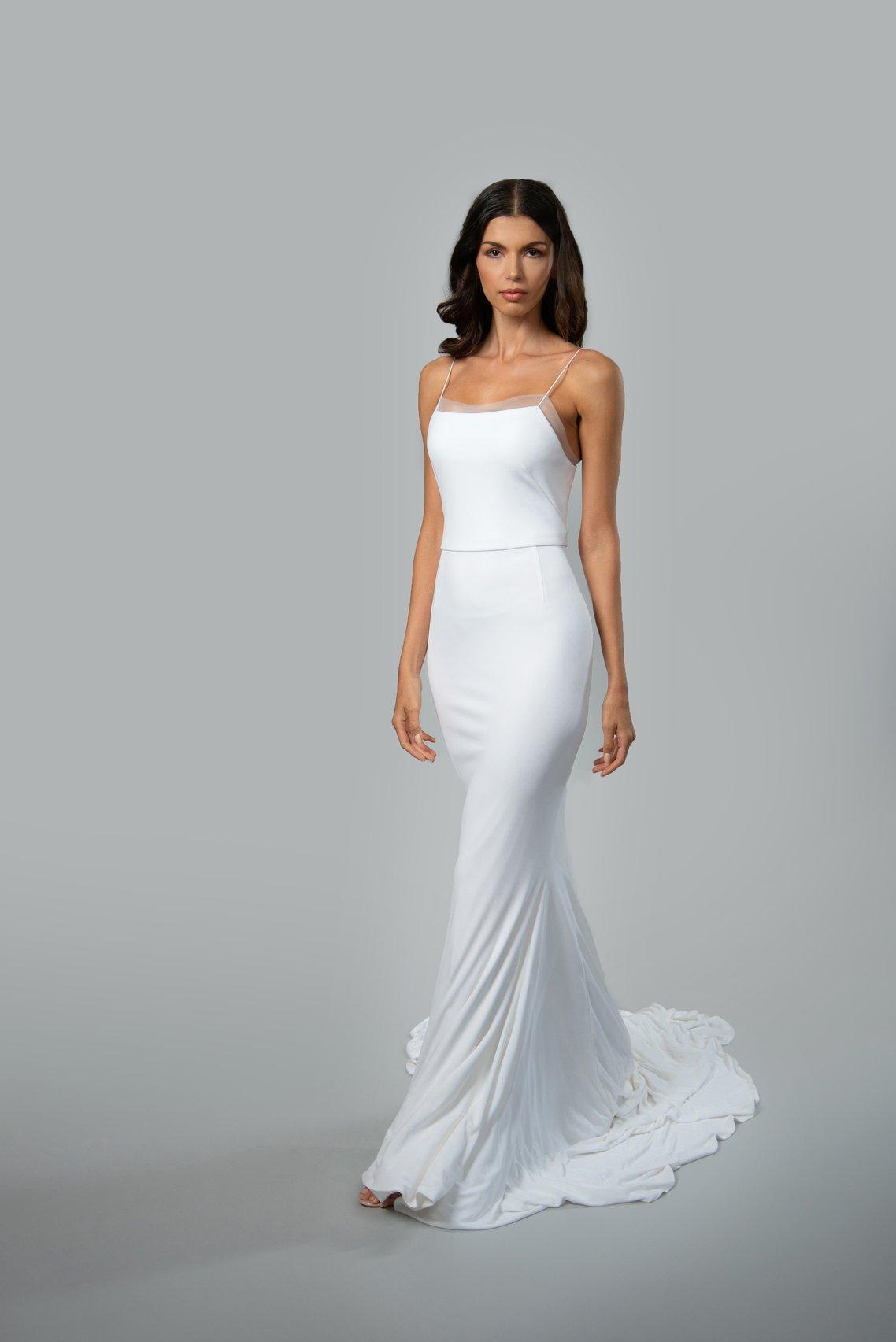 The 22 Cowl Back Wedding Dresses You Have to See