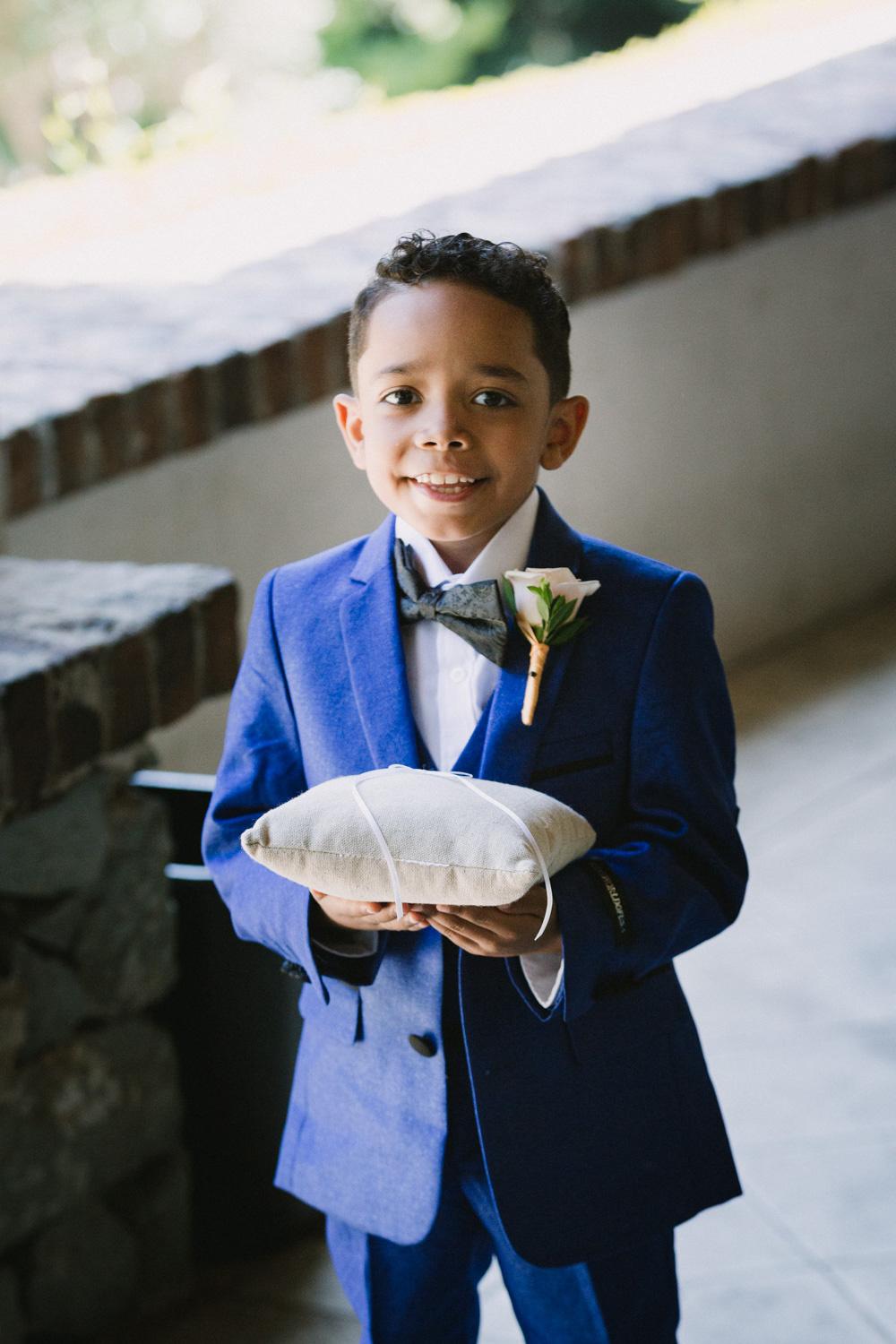 Page Boy Holding Wedding Rings Stock Photo - Download Image Now - Ring  Bearer, Wedding, Boys - iStock