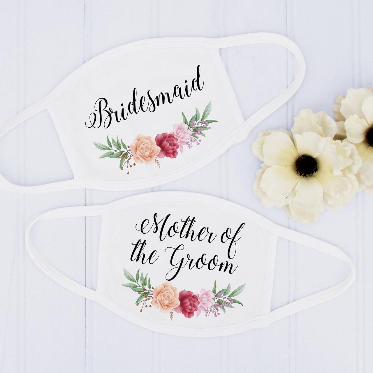 https://cdn0.weddingwire.com/article/1546/original/1280/jpg/6451-bridesmaid-mother-of-the-groom.jpeg