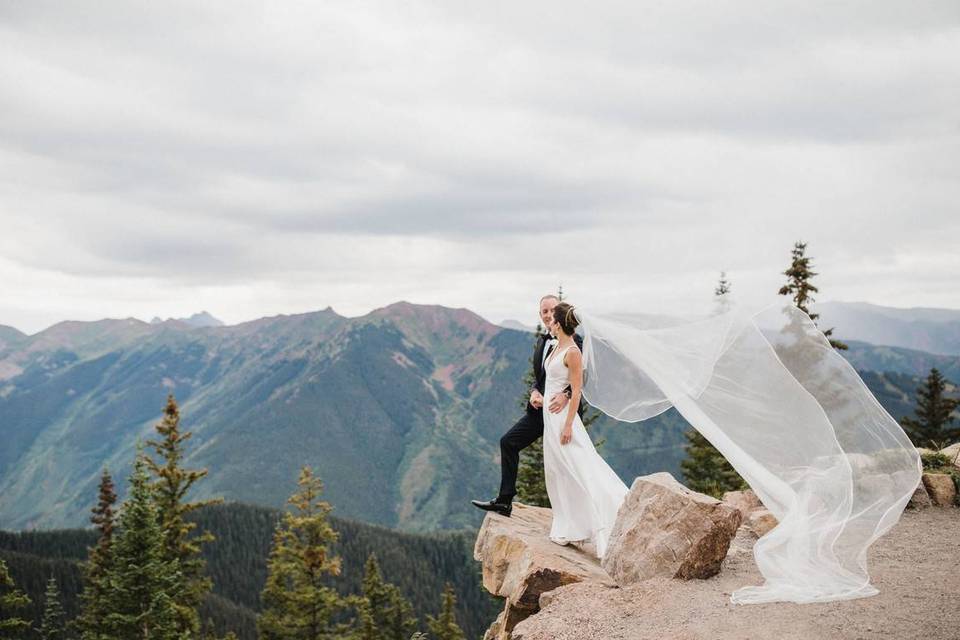 The 6 Dreamiest Aspen Wedding Venues