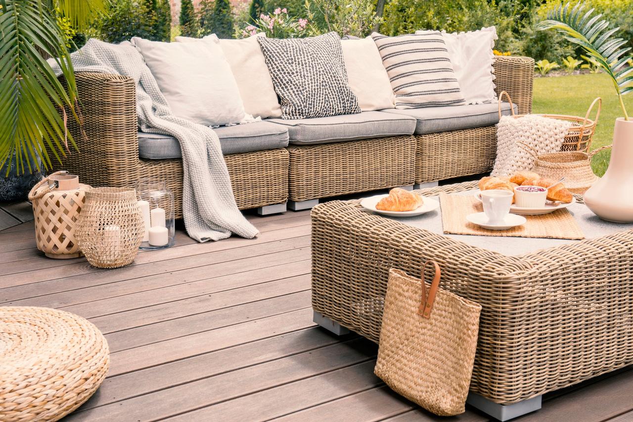 Outdoor patio wedding registry ideas