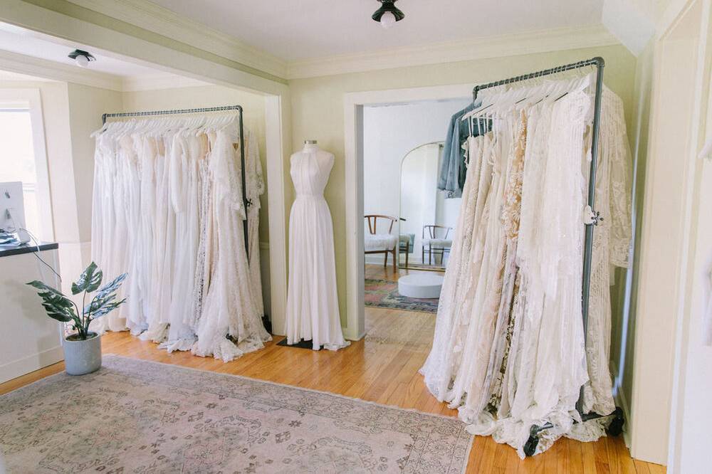 Boutique hot sale bridal shops