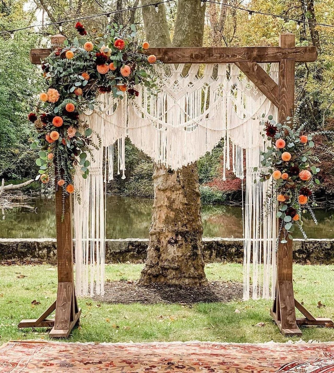 elegant wedding backdrop