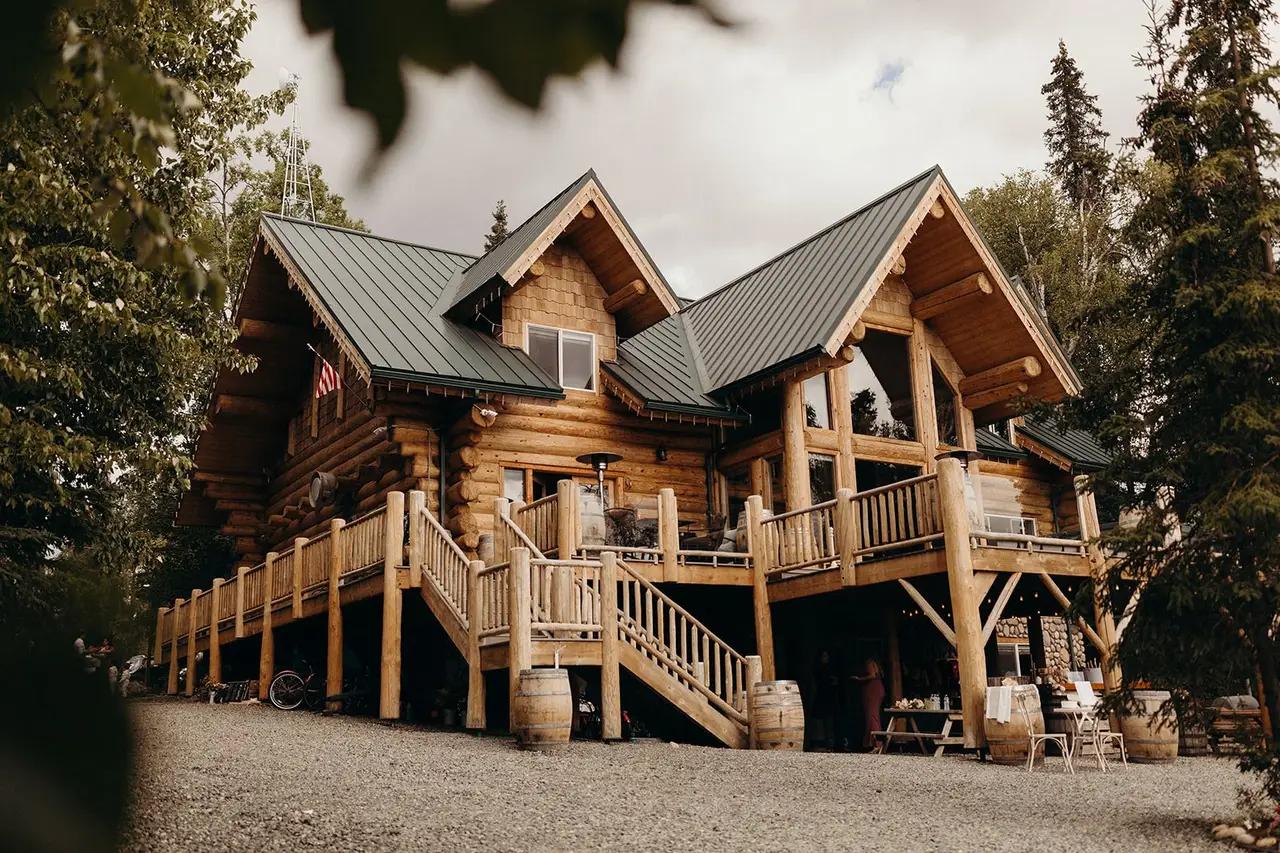 Cusack's on the Kenai wedding venue