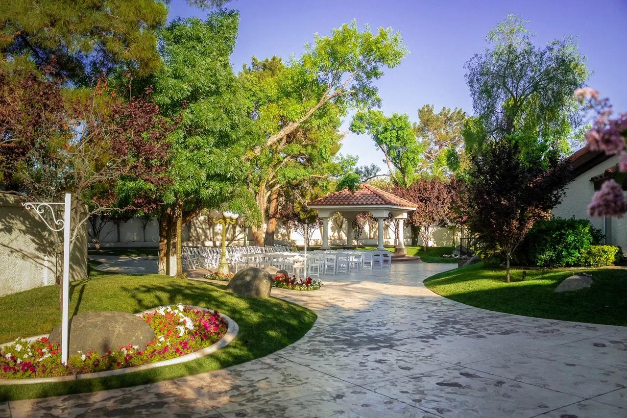 Sunset Gardens wedding venue