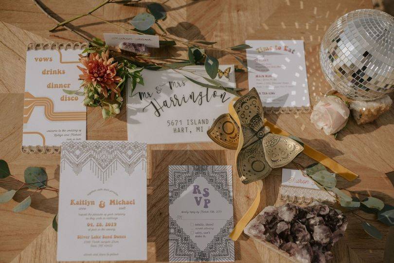 Exactly What to Include on Your Wedding Invitations