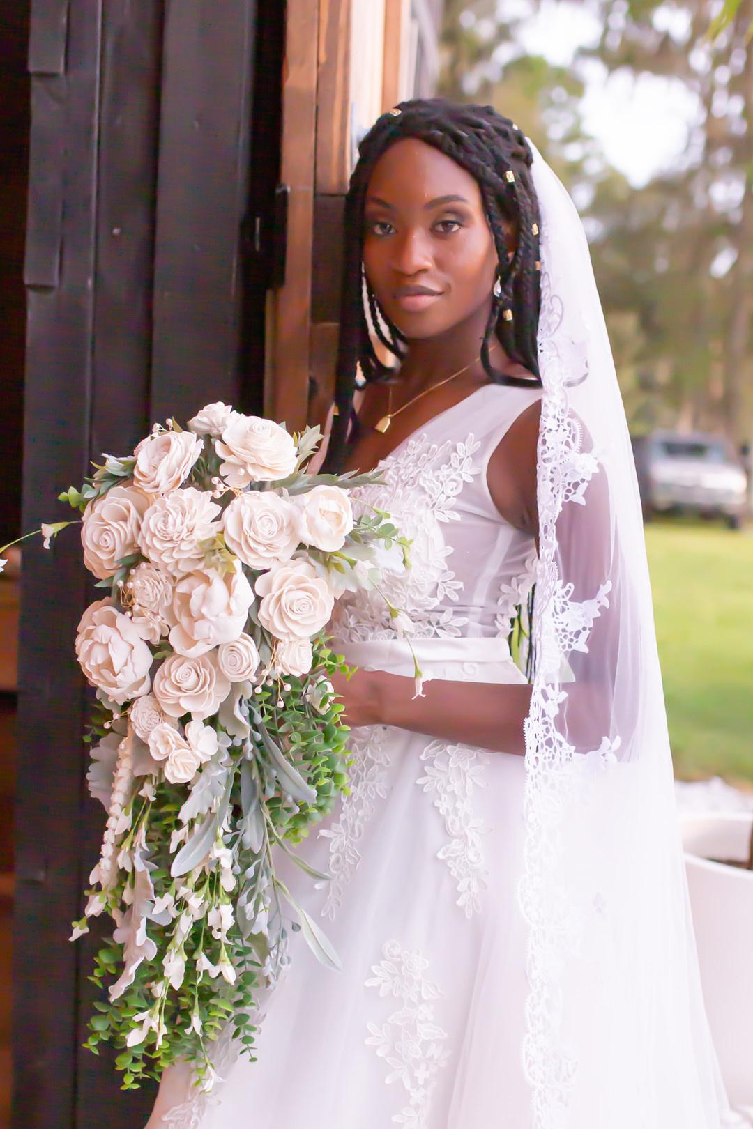 bridal hairstyles with veil and flowers