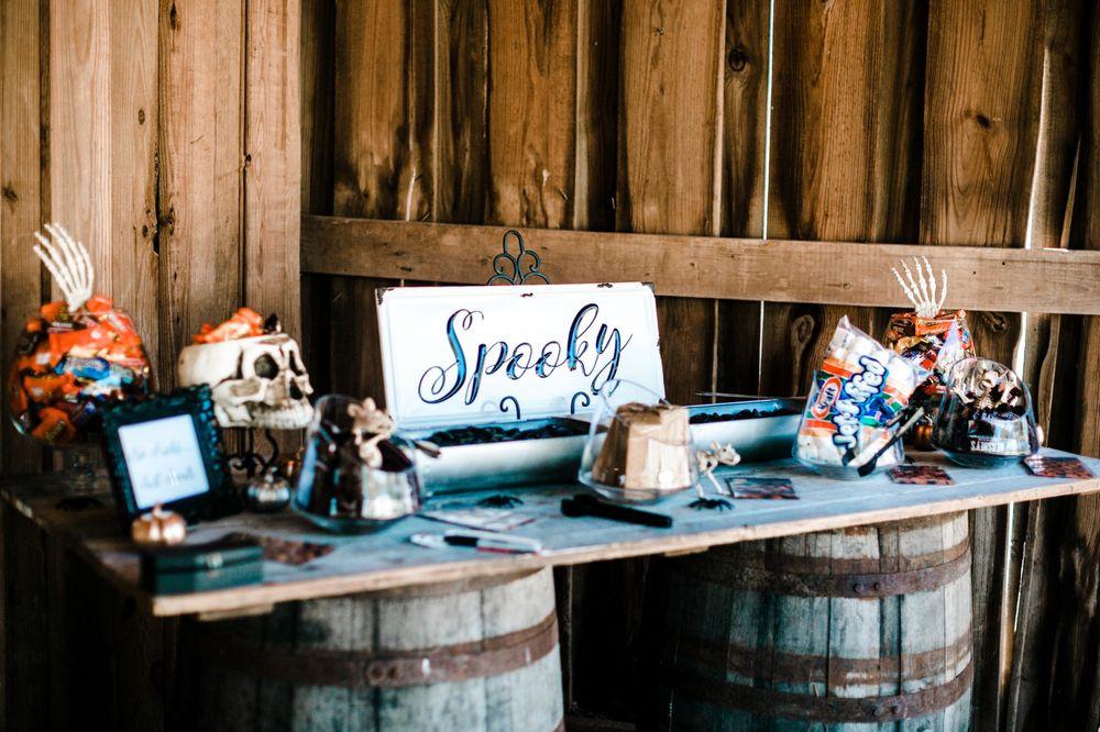 Halloween-Themed Wedding Ideas