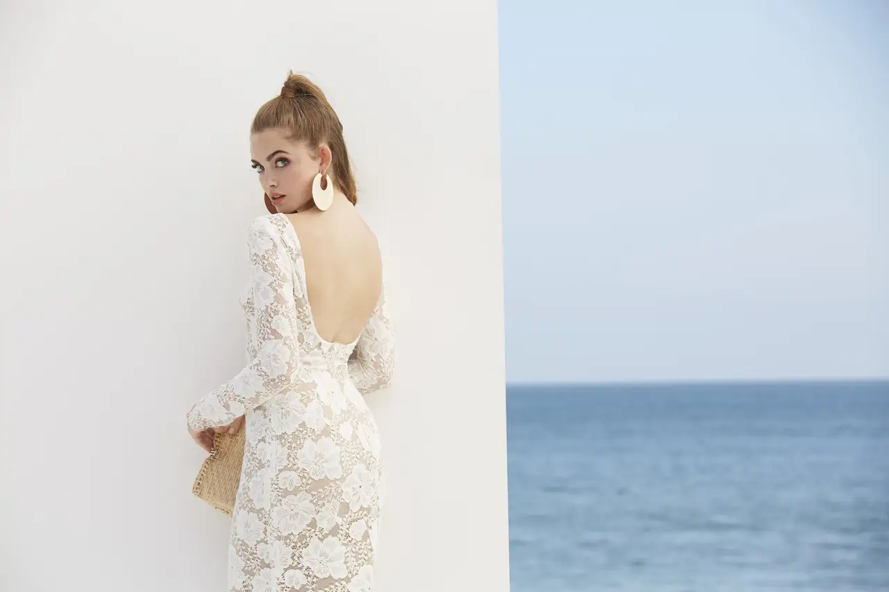 23 Elopement Dresses You Can Buy Online & Take Anywhere