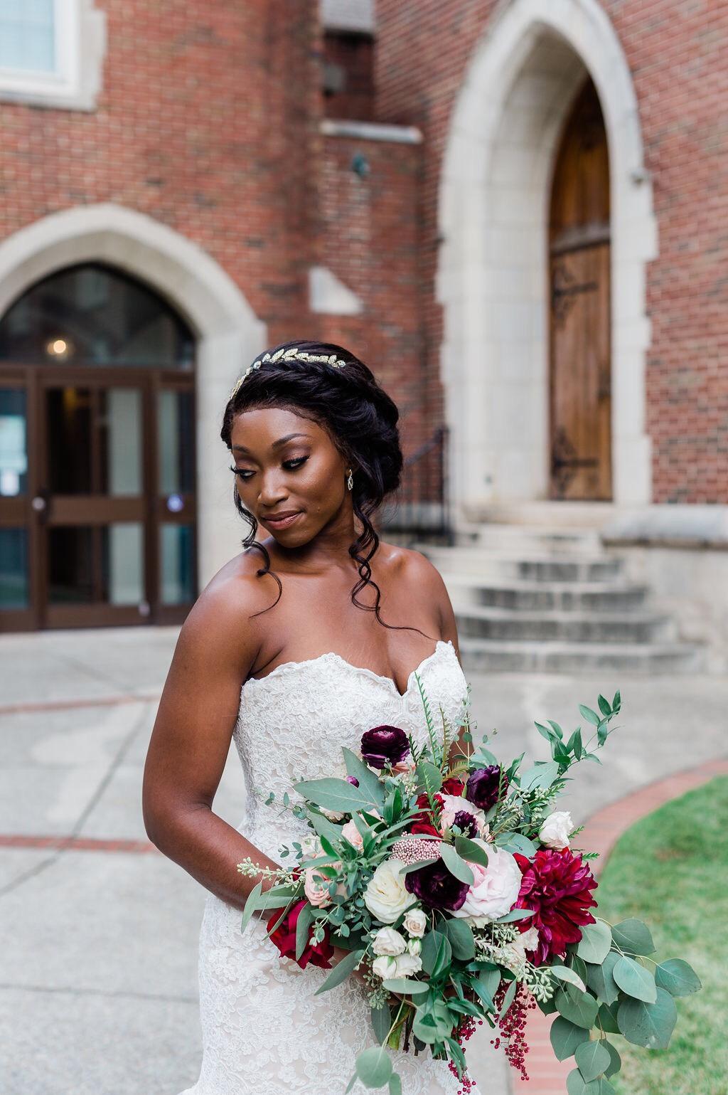 Bridesmaid bouquets for outlet burgundy dresses