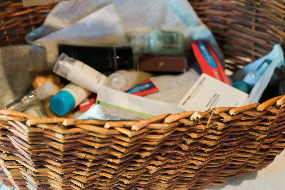 wedding bathroom basket