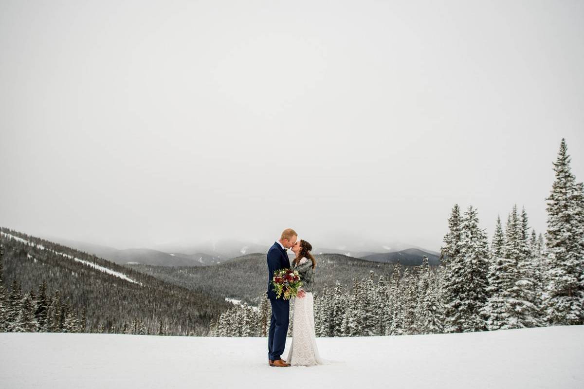 6 Underrated Benefits of a Winter Wedding