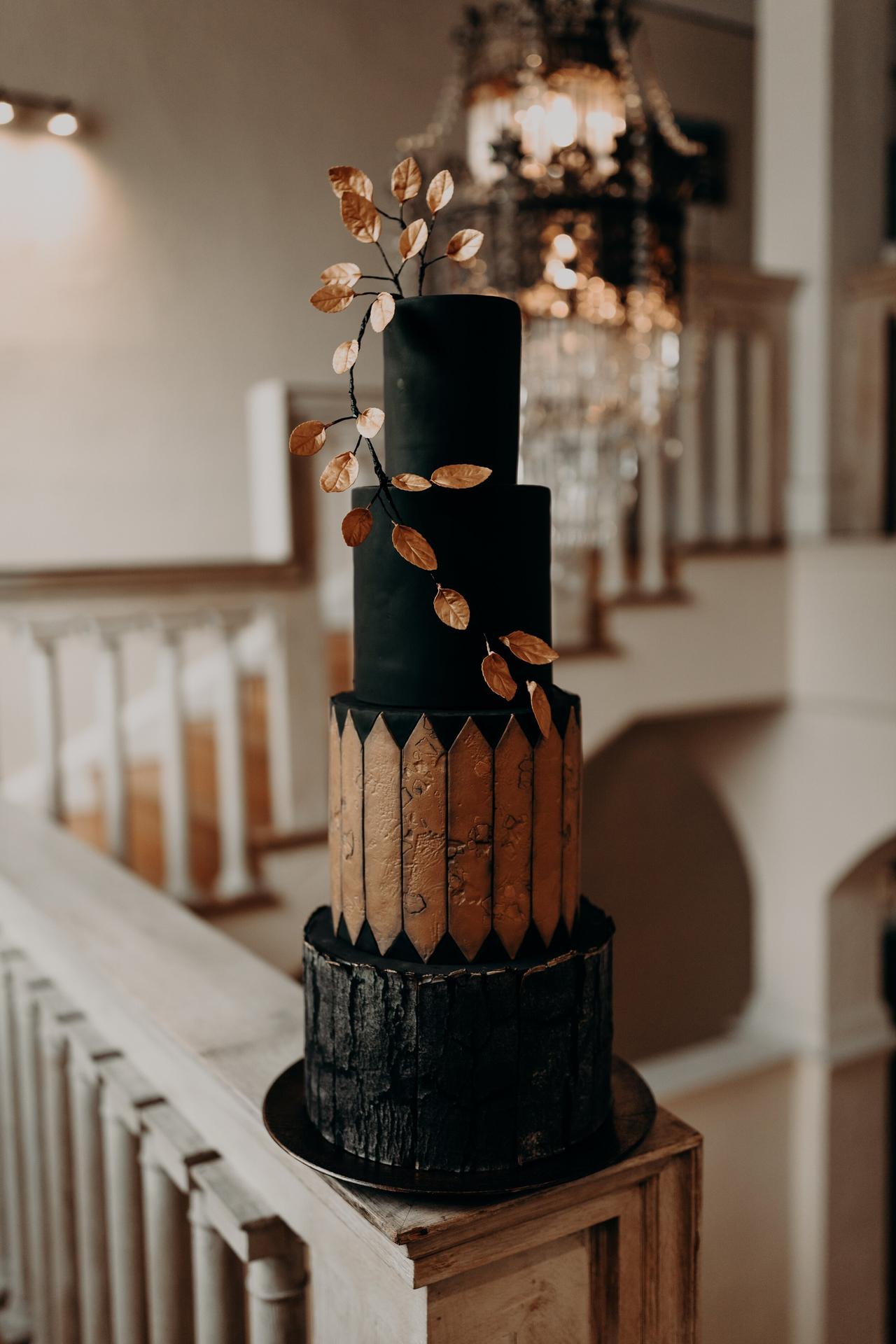 27 Brilliant Black Wedding Cake Ideas For 2023, 43% OFF