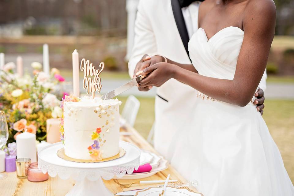 Lemon and Raspberry Wedding Cake Recipe | Bon Appétit