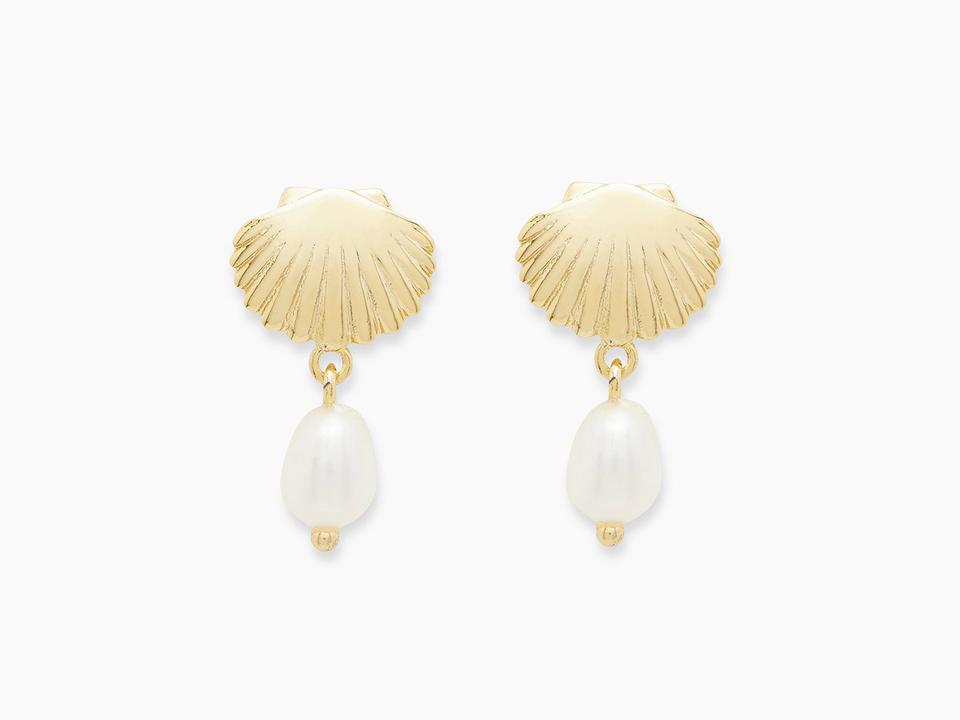 23 Gorgeous Bridesmaid Earrings That Won't Break the Bank