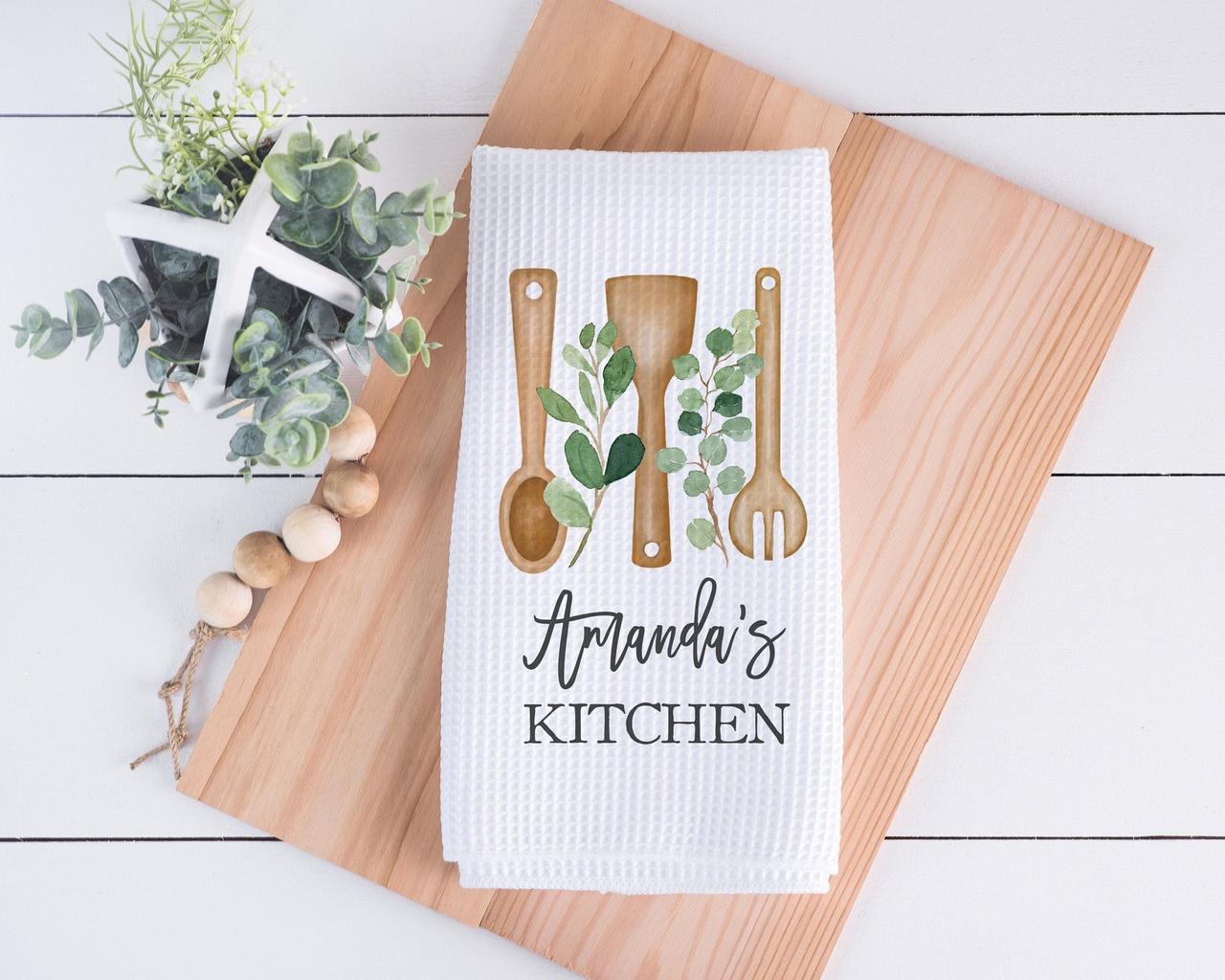  Popular Daughter-in-Law Gifts, Cutting Board Gift for  Daughter-in-Law, Cute Daughter-in-Law Gifts from Mother-in-Law,  Daughter-in-Law Gift for Mothers Day, Birthday, Wedding, Christmas: Home &  Kitchen