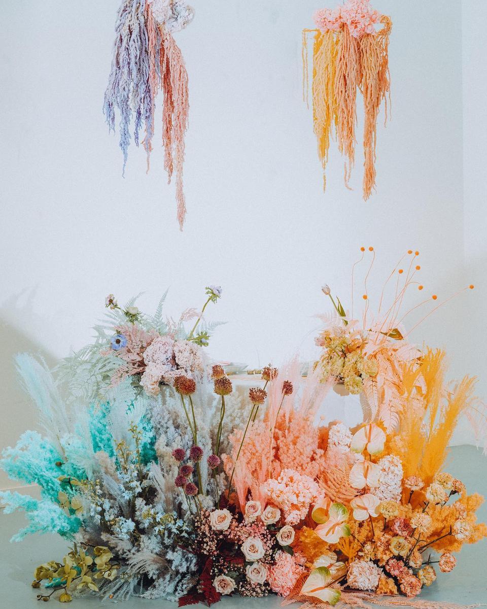 6 Inspiring Spring Wedding Color Palette Ideas