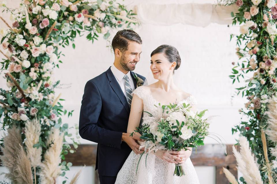 wedding couple smiling