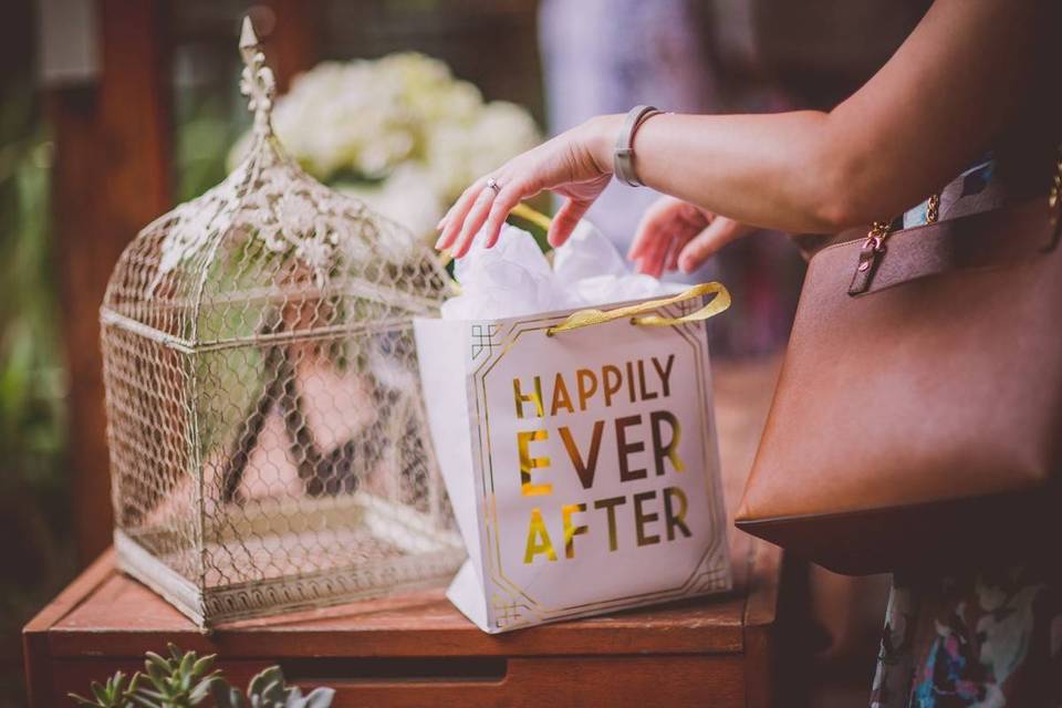 Yes, Even If a Wedding Is Canceled, You Should Still Give a Gift—Here's Why