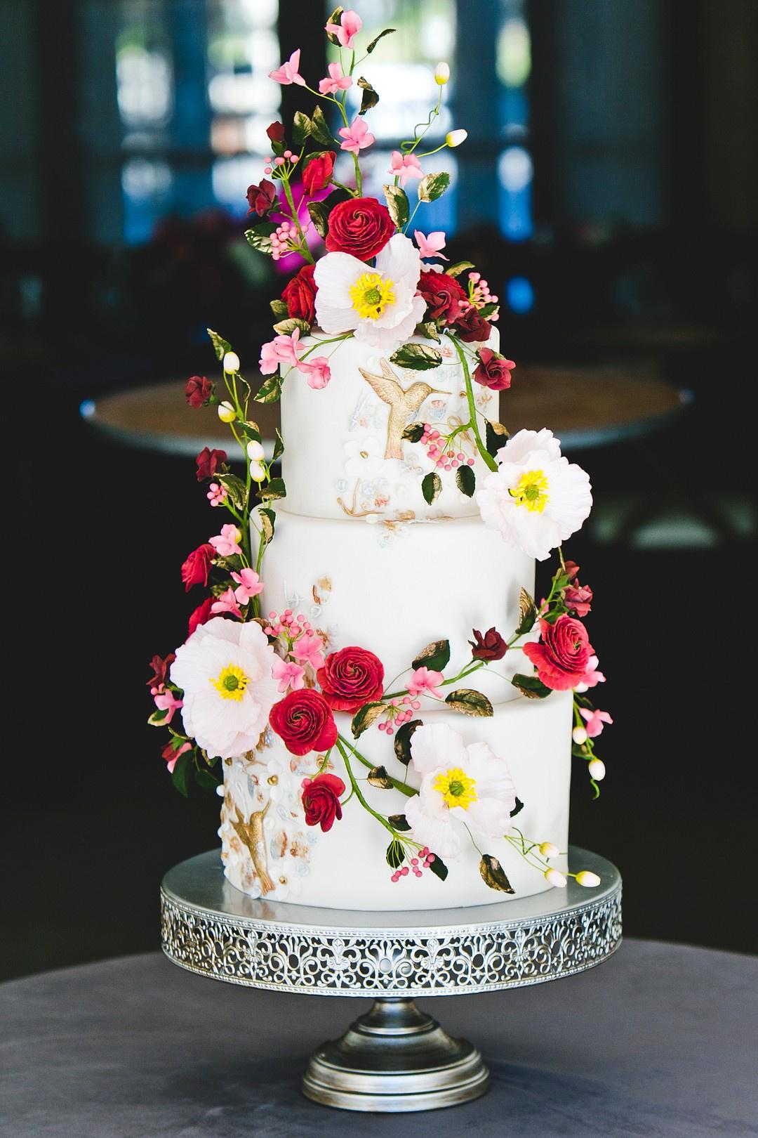 17 Three Tier Wedding Cakes That Make Show Stopping Desserts