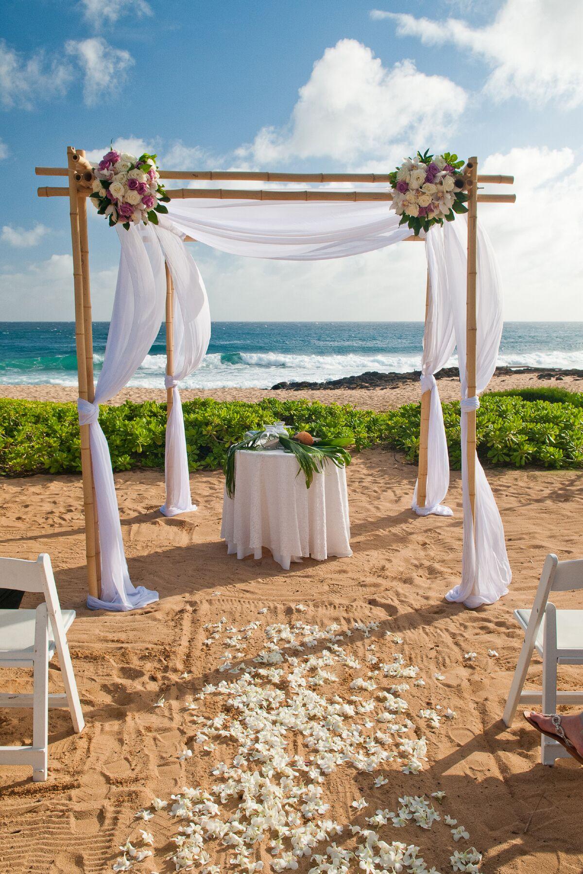 9 Kauai Wedding Venues That Prove Hawaii Is Heaven On Earth 5160