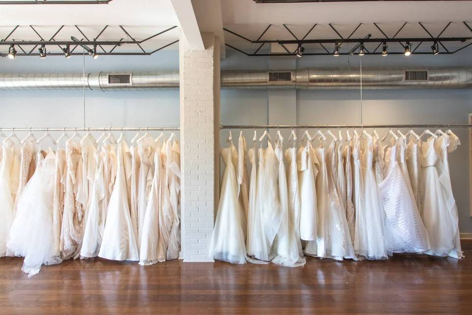 Wedding dress outlet salon near me