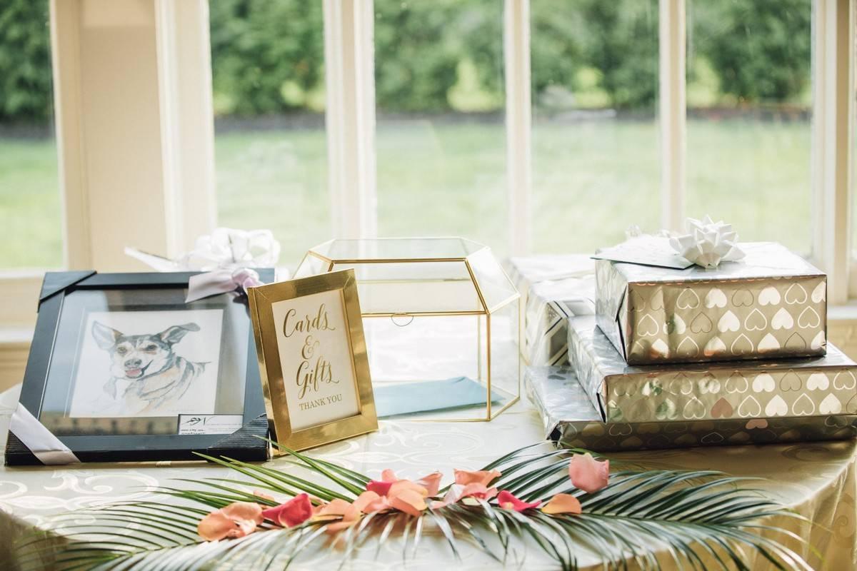 Bridal Shower Gifts and Wrapping Ideas