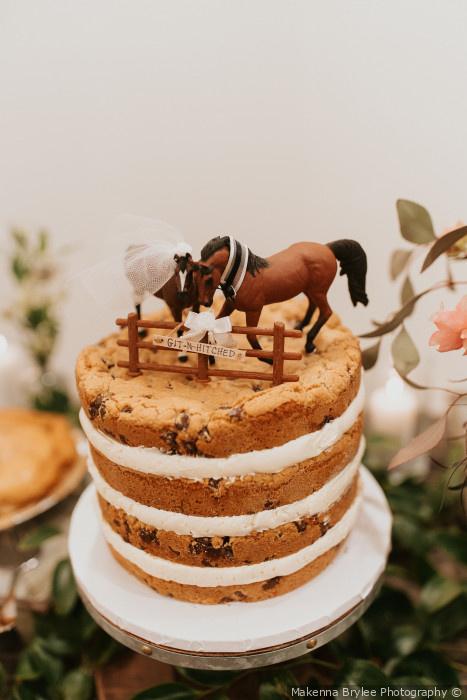 15 Country Wedding Cakes to Complete Your Rustic Theme