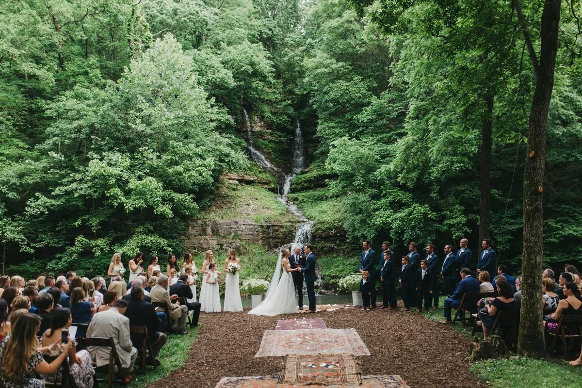 Best Michigan Wedding Venues, in West Michigan and beyond.
