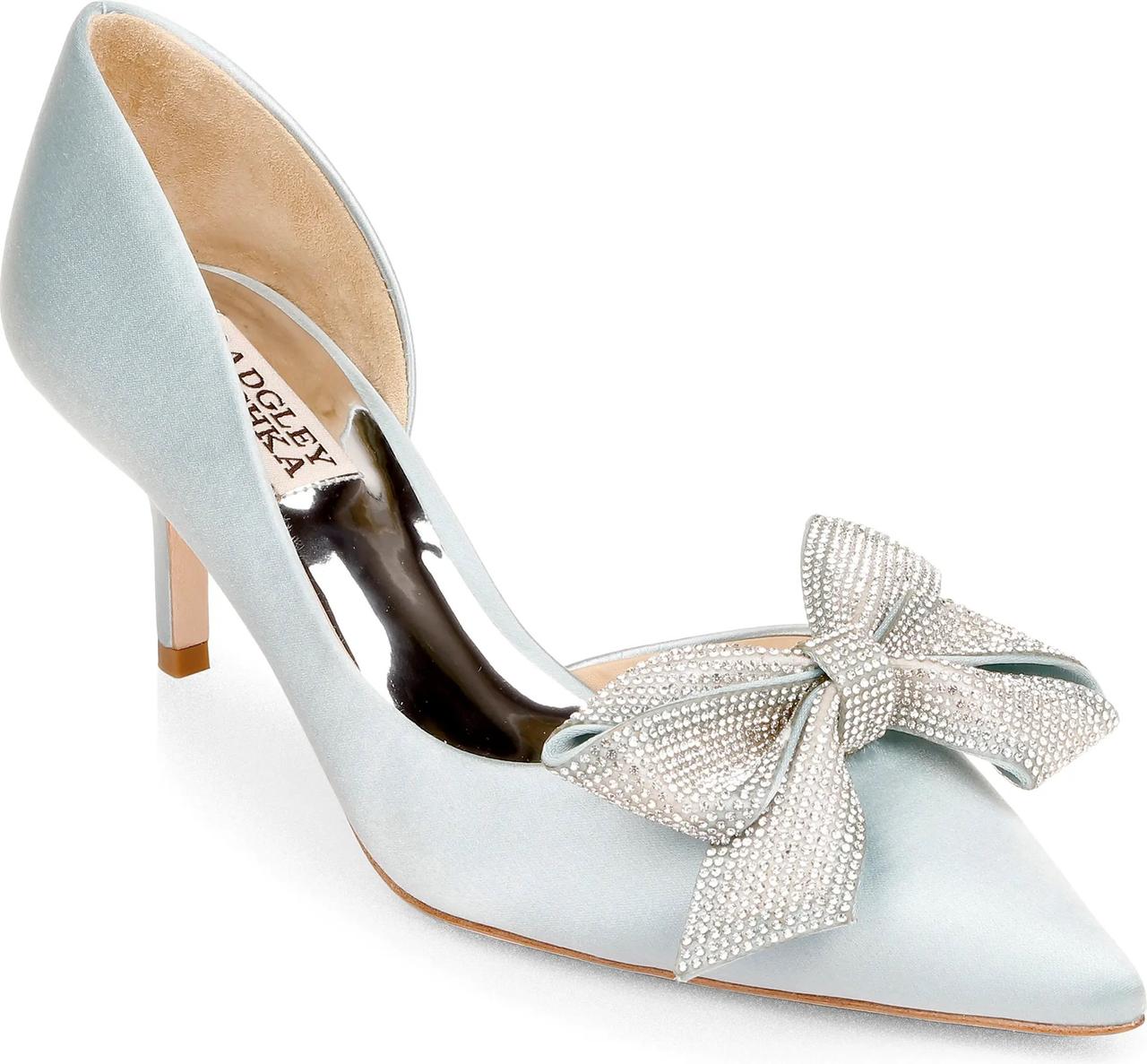 Wedding wedges and other comfortable bridal shoes – Easy Weddings