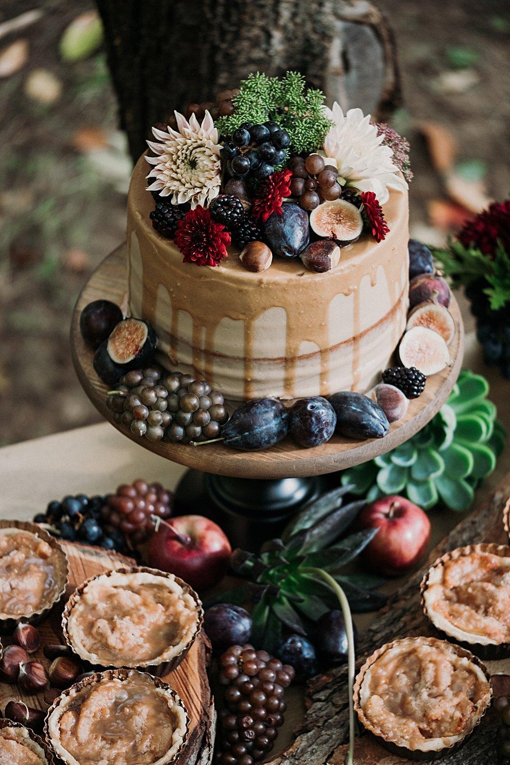 32 Winter-Themed Wedding Ideas That Are Seasonally Chic