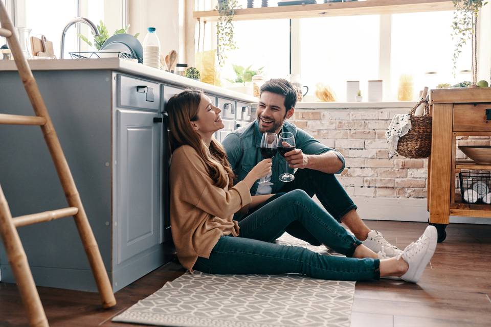 couple toasting