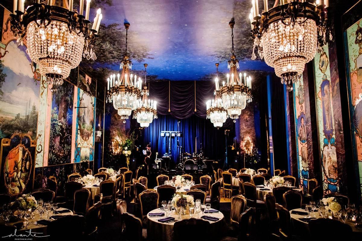 Great Gatsby Decor