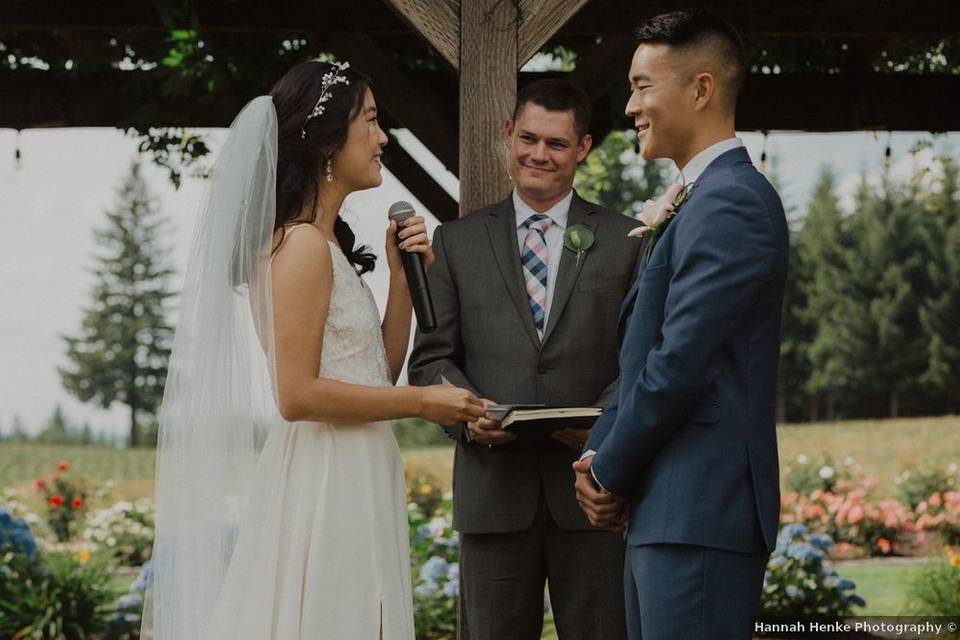 couple at ceremony