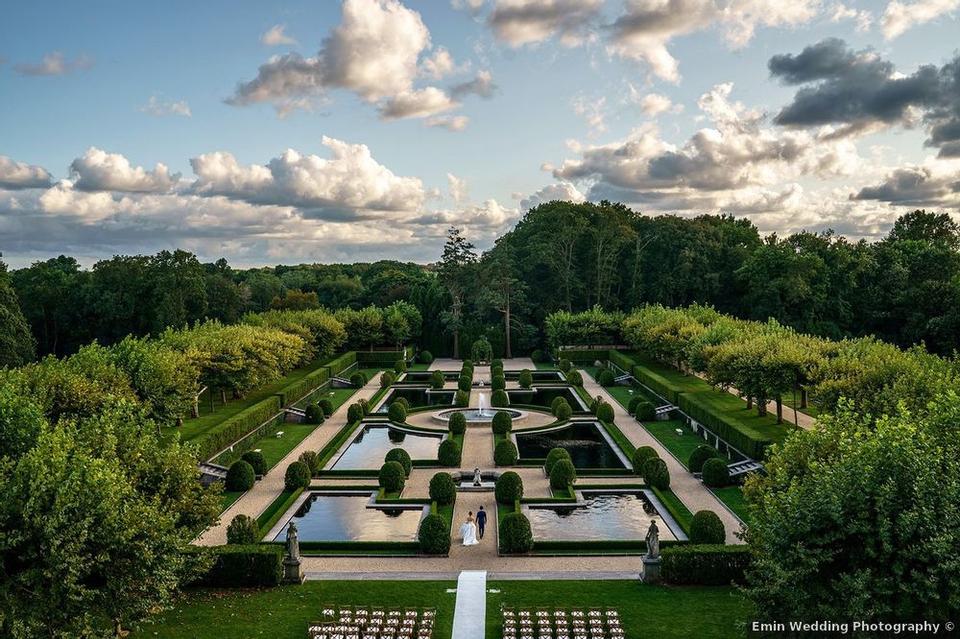 28 Castle Wedding Venues for the Ultimate Fairytale Wedding