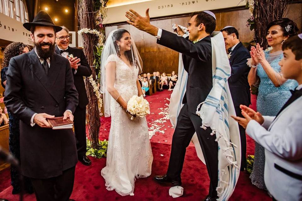 Perfect Jewish Wedding Music For Every Ceremony Moment