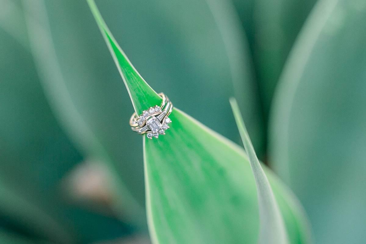 How to Choose a Wedding Band for Your Engagement Ring