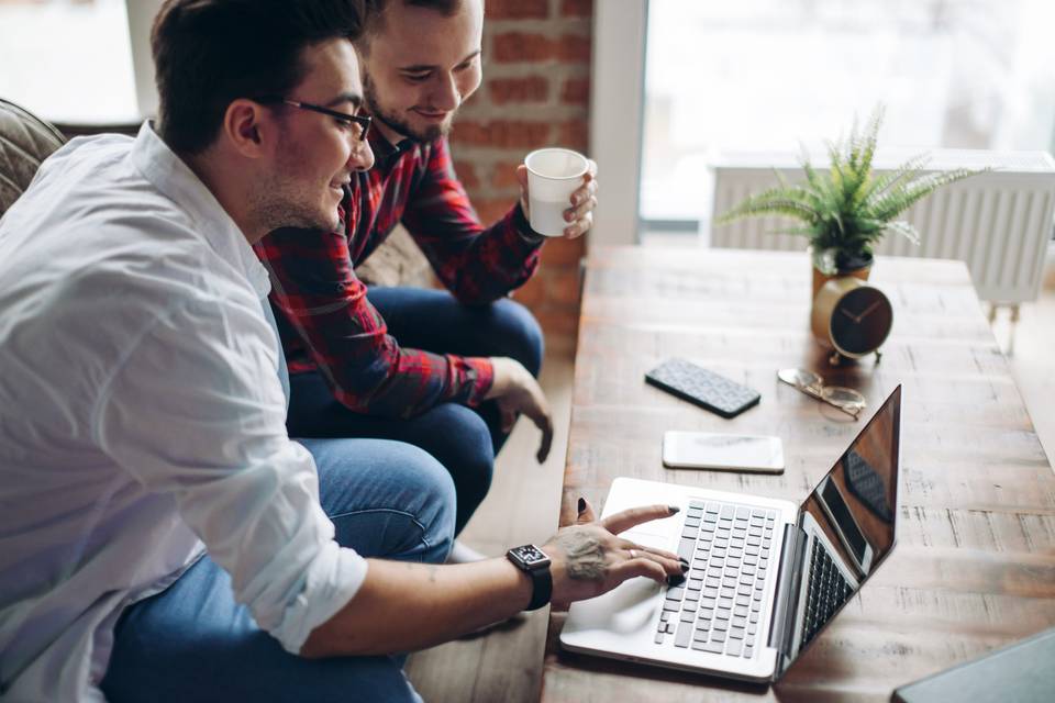 couple on computer