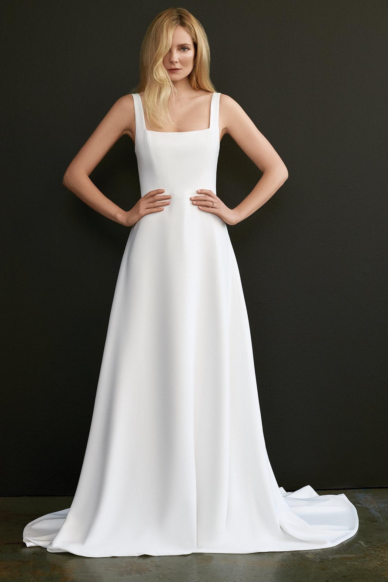 14 Classic Wedding Dress Necklines