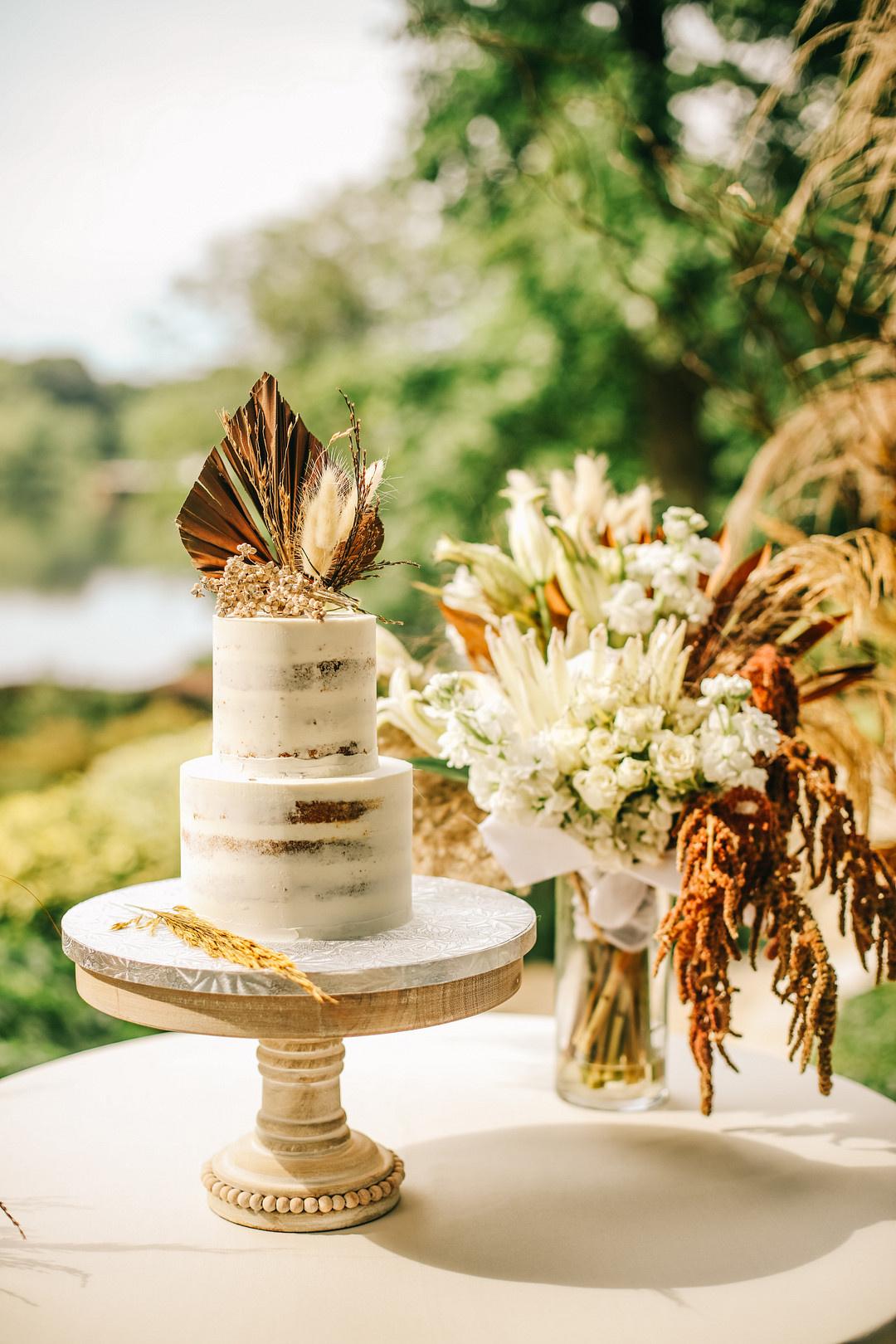 20 Naked Wedding Cakes That Are Better Without Frosting