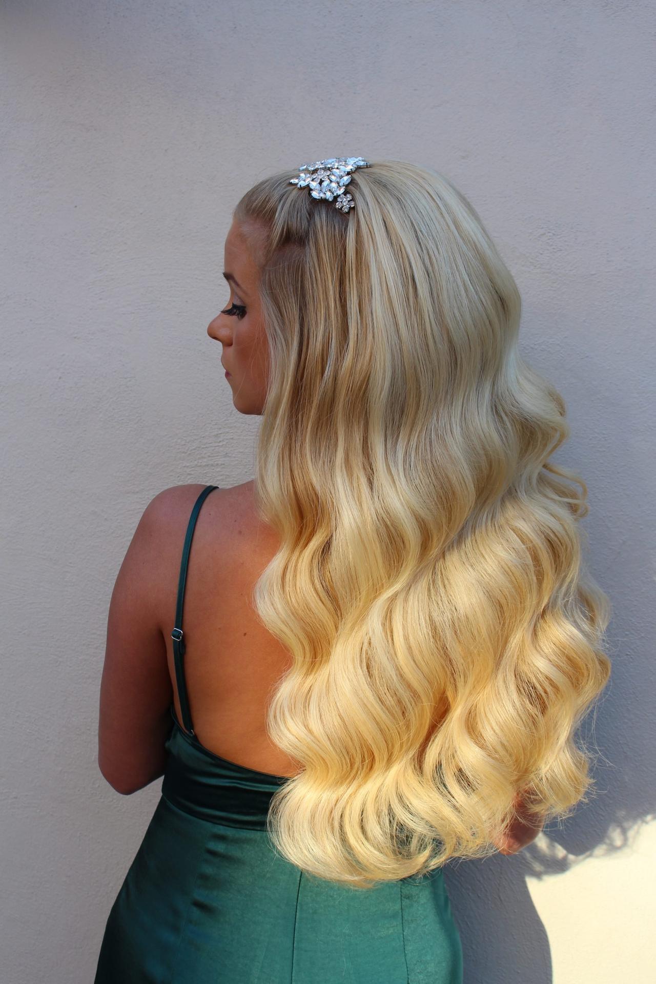 50 Gorgeous Bridesmaid Hairstyles for 2023 | For Better For Worse
