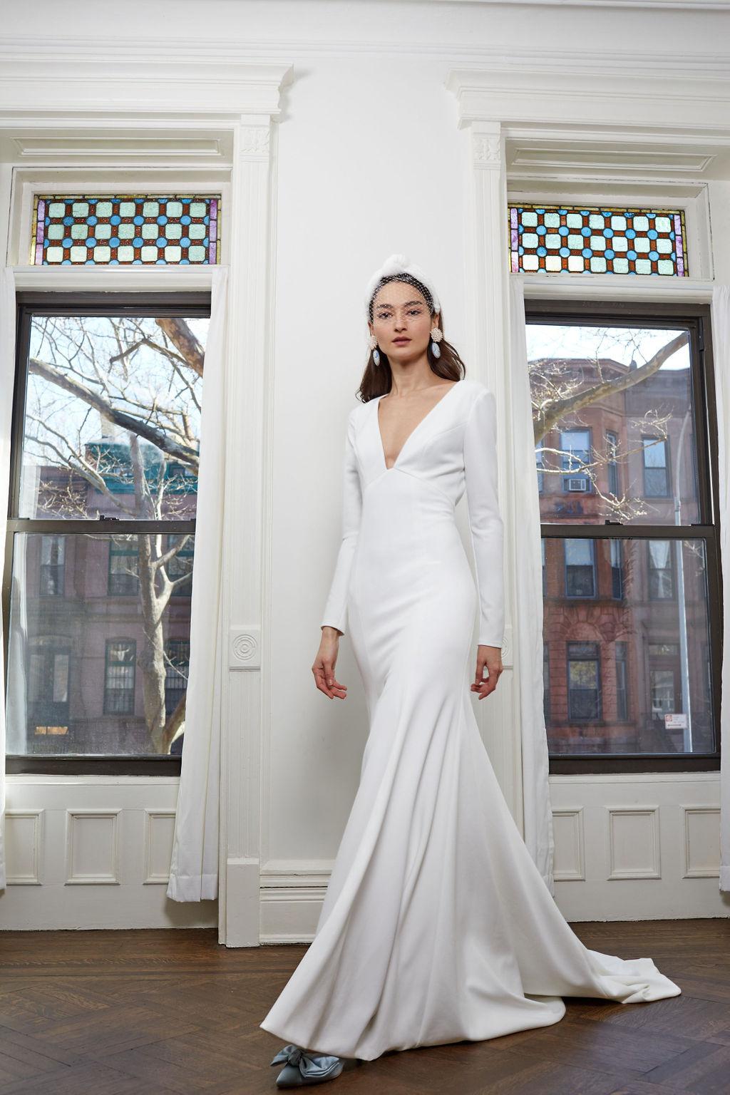 Minimalist Short Wedding Dress - Cutting Edge BridesCutting Edge